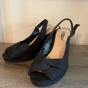 Seychelles black wedge